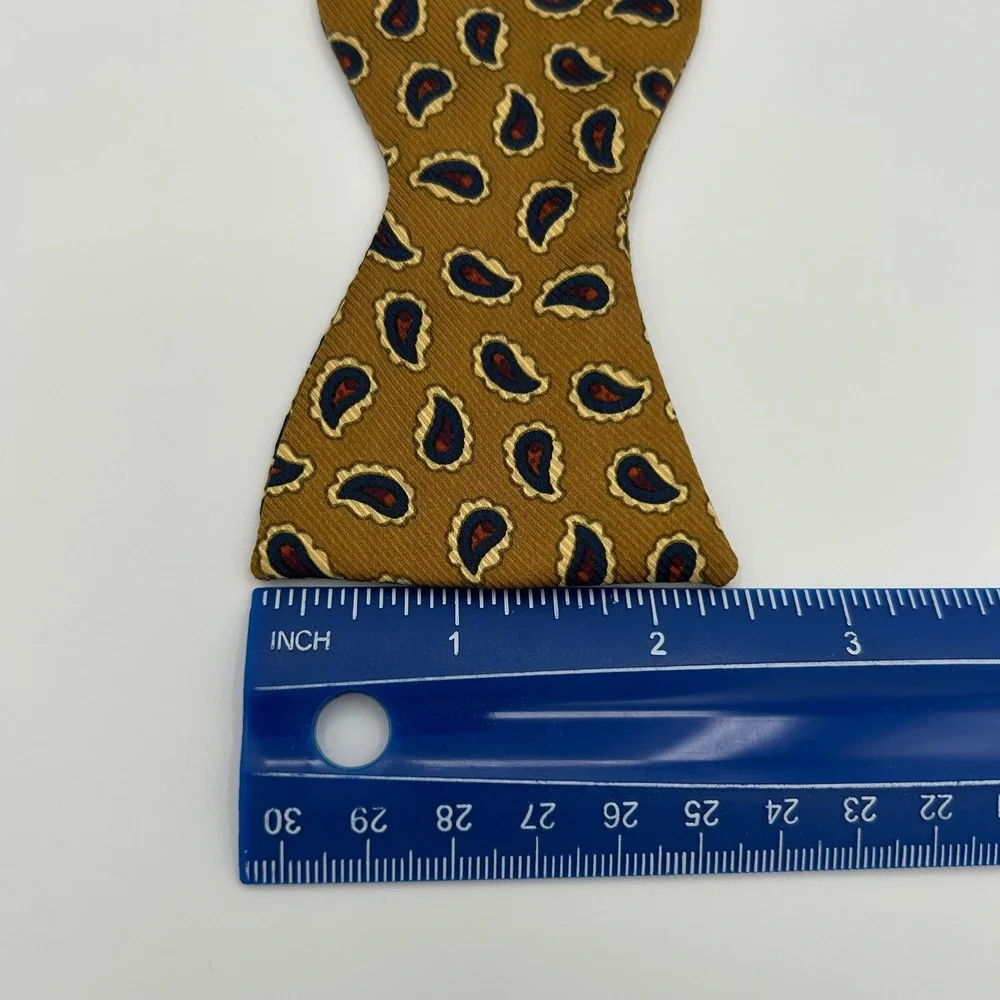 Brooks Brothers Bow Tie Makers Mens OS Gold Silk Paisley Preppy Classic